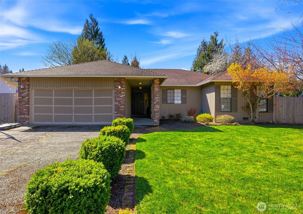 Photo of 13028 58th Drive SE, Snohomish, WA 98296 (MLS # 2506595)