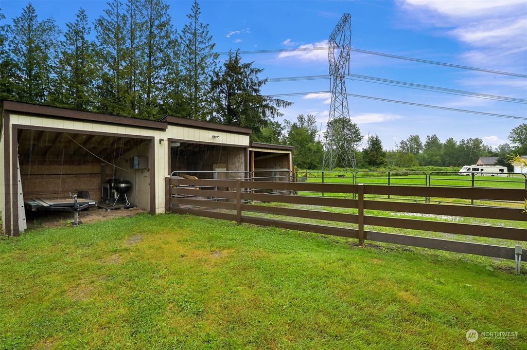 listing image 9367981555860171729