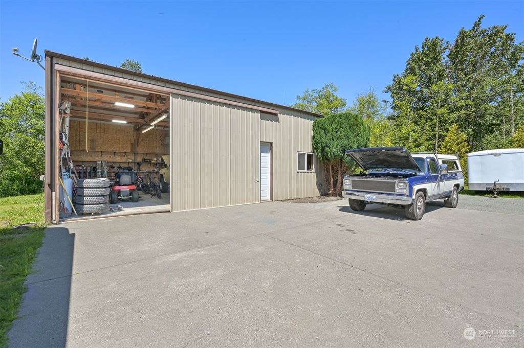 listing image 9367345431173251296