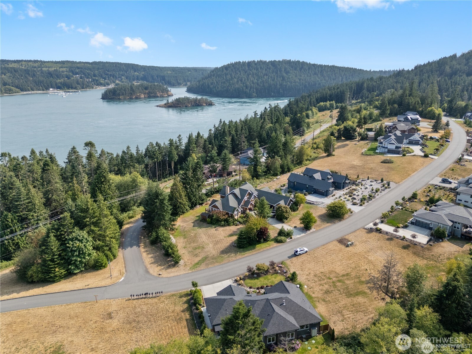 Anacortes, Washington, 98221, United States, 3 Bedrooms Bedrooms, ,2 BathroomsBathrooms,Residential,Active,1971792