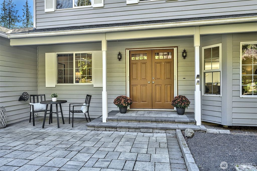 Photo of 19904 Maplewood Drive, Edmonds, WA 98026 (MLS # 2444401)