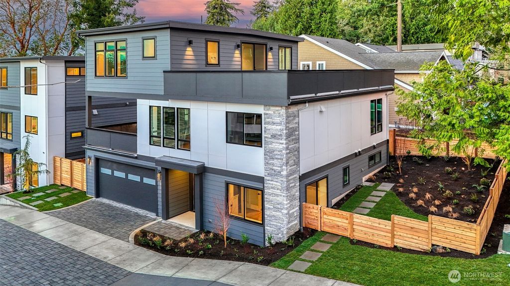 Photo of 11220 NE 67th Street #2, Kirkland, WA 98033 (MLS # 2375976)