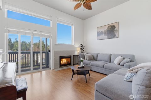 Photo of 4063 Flora Drive, Fircrest, WA 98466 (MLS # 2498951)