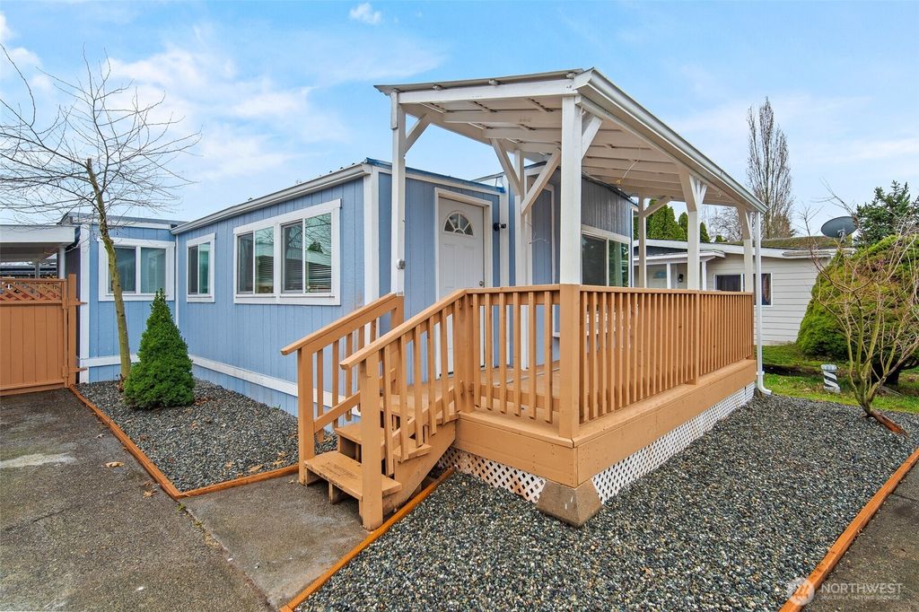 Photo of 2392 Douglas Road #4, Ferndale, WA 98248 (MLS # 2494529)