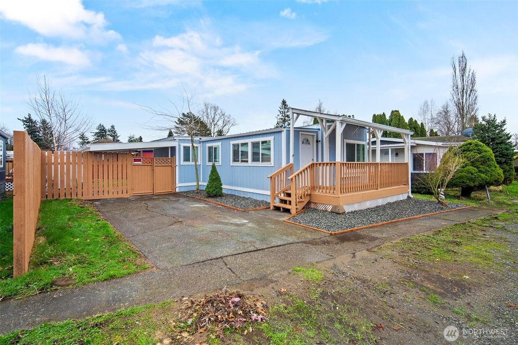 Photo of 2392 Douglas Road #4, Ferndale, WA 98248 (MLS # 2494529)
