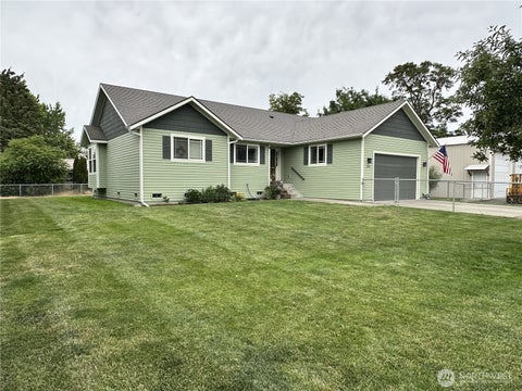 Photo of 213 West Street, Waitsburg, WA 99361 (MLS # 2548823)