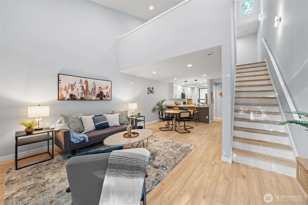 Photo of 6439 NE 139th Avenue #30, Redmond, WA 98052 (MLS # 2520583)