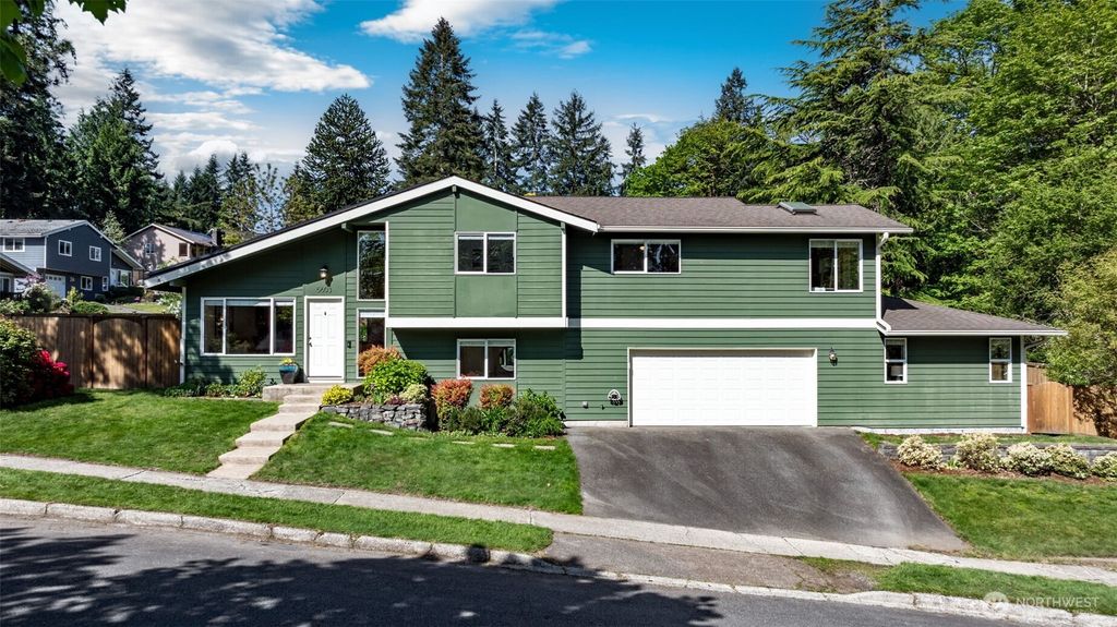 Photo of 5603 159th Place NE, Redmond, WA 98052 (MLS # 2366547)