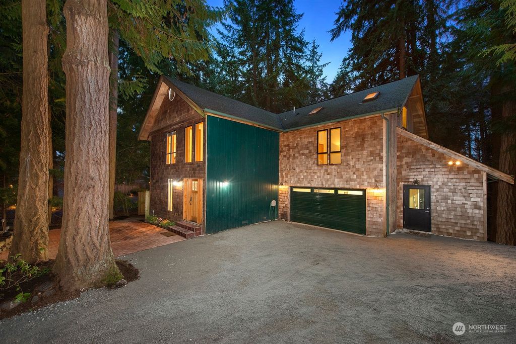 Photo of 11261 Champagne Point Road NE, Kirkland, WA 98034 (MLS # 2041489)