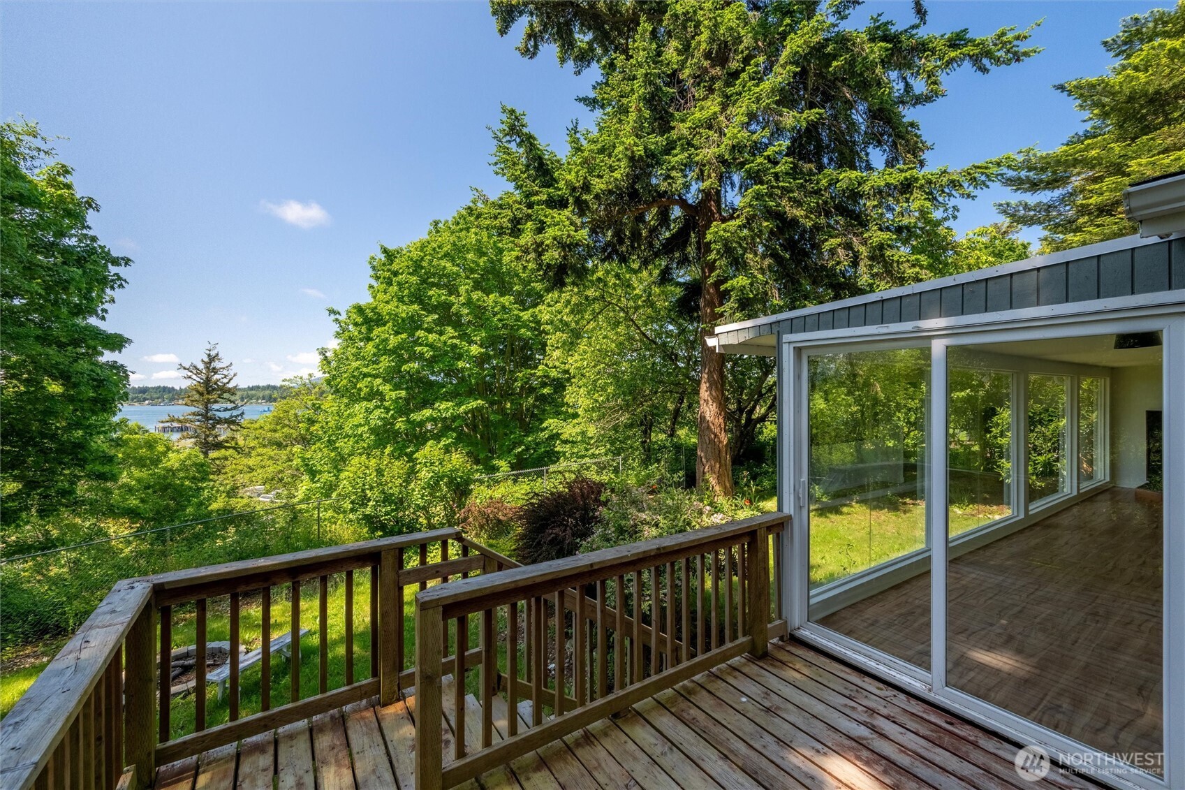2553 Mackenzie Road
