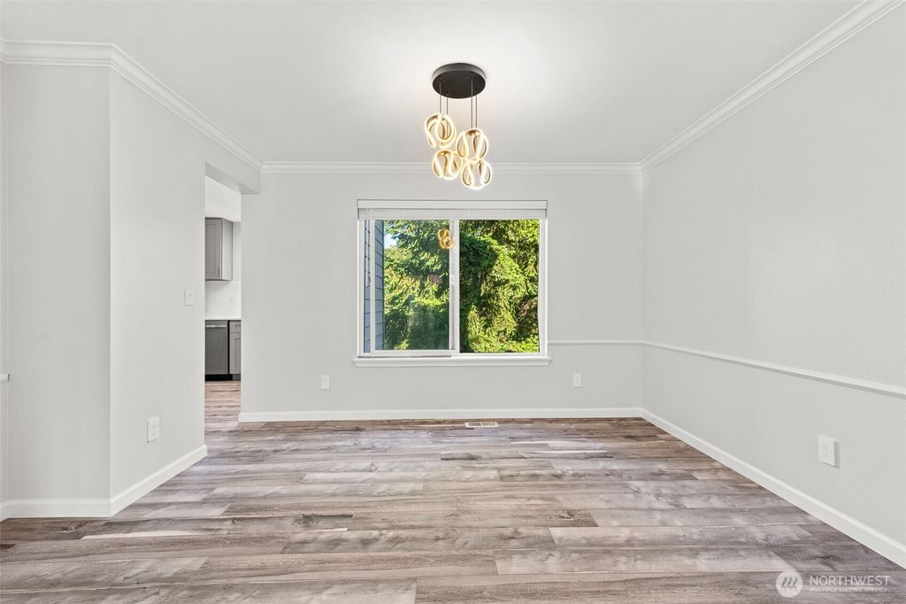 Photo of 35426 8th Avenue SW, Federal Way, WA 98023 (MLS # 2386335)