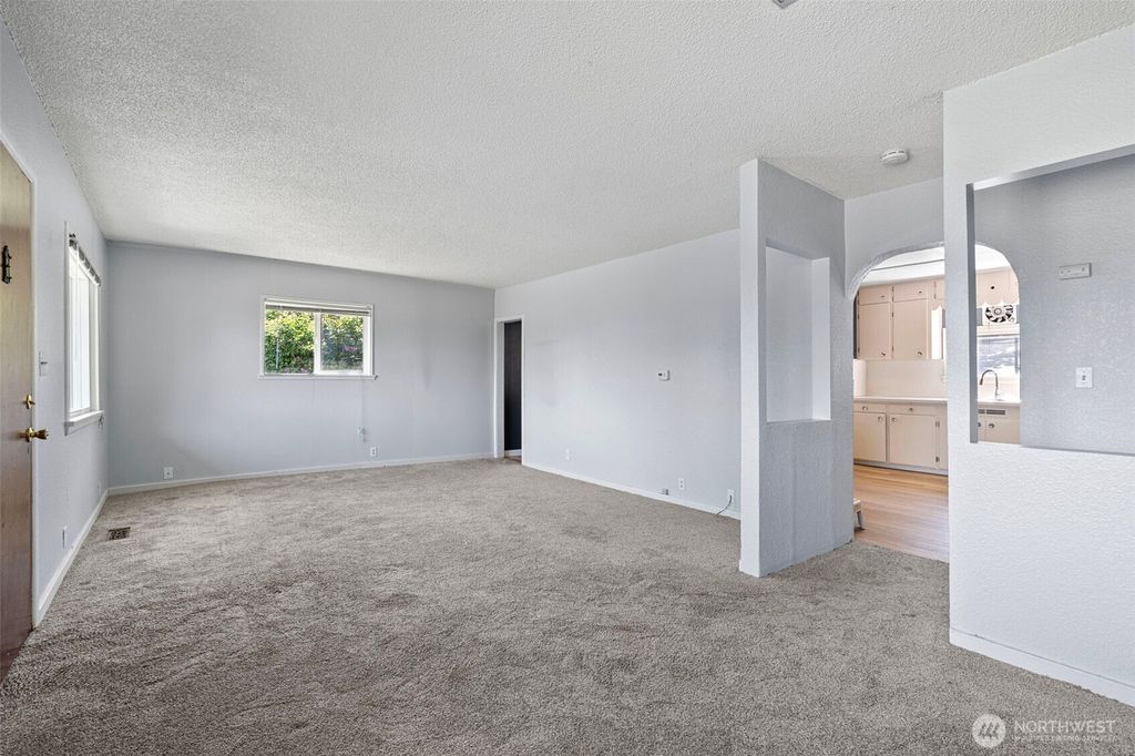 listing image 9362108703548176568