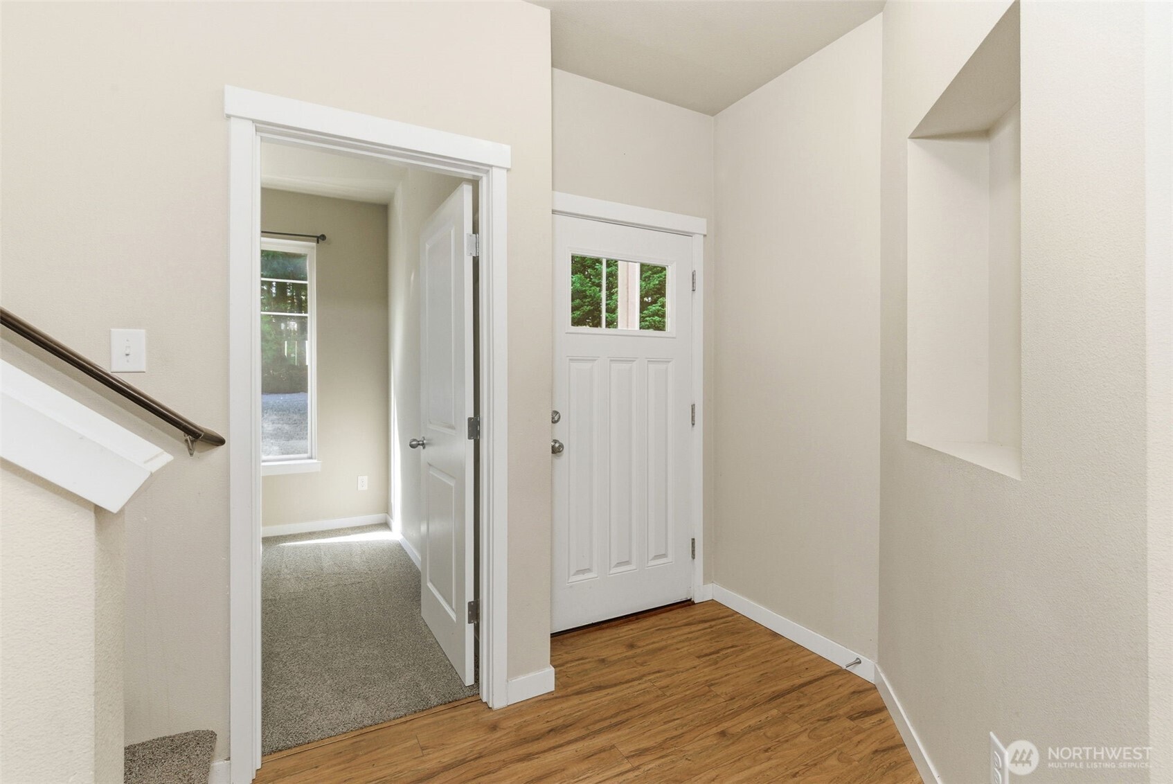 1569 NE Fontaine Way