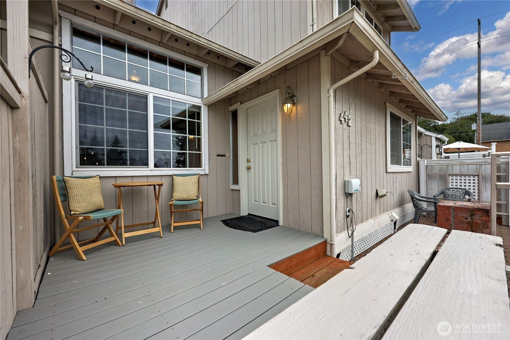 Photo of 442 E 31st Street #D3, Bremerton, WA 98310 (MLS # 2576339)