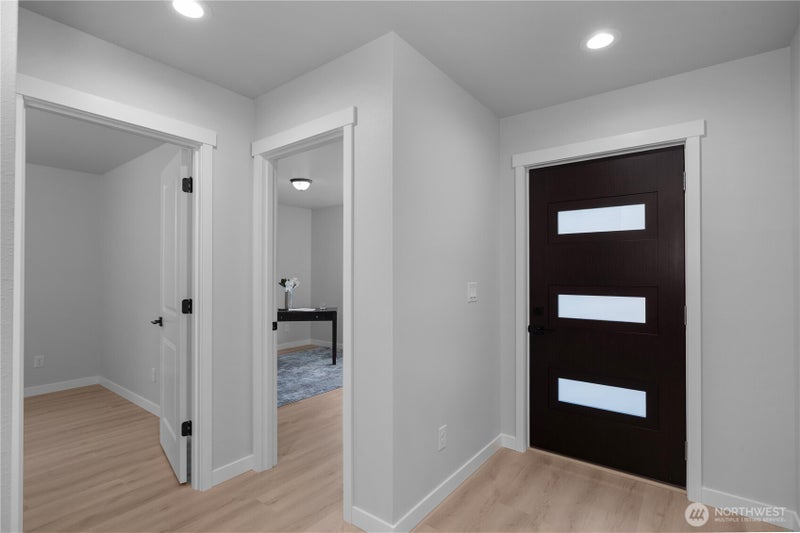 20 E Meadow Mist Place