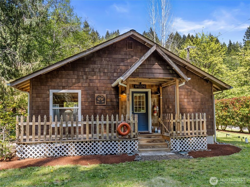 Photo of 400 N Finch Creek Road, Hoodsport, WA 98548 (MLS # 2500630)
