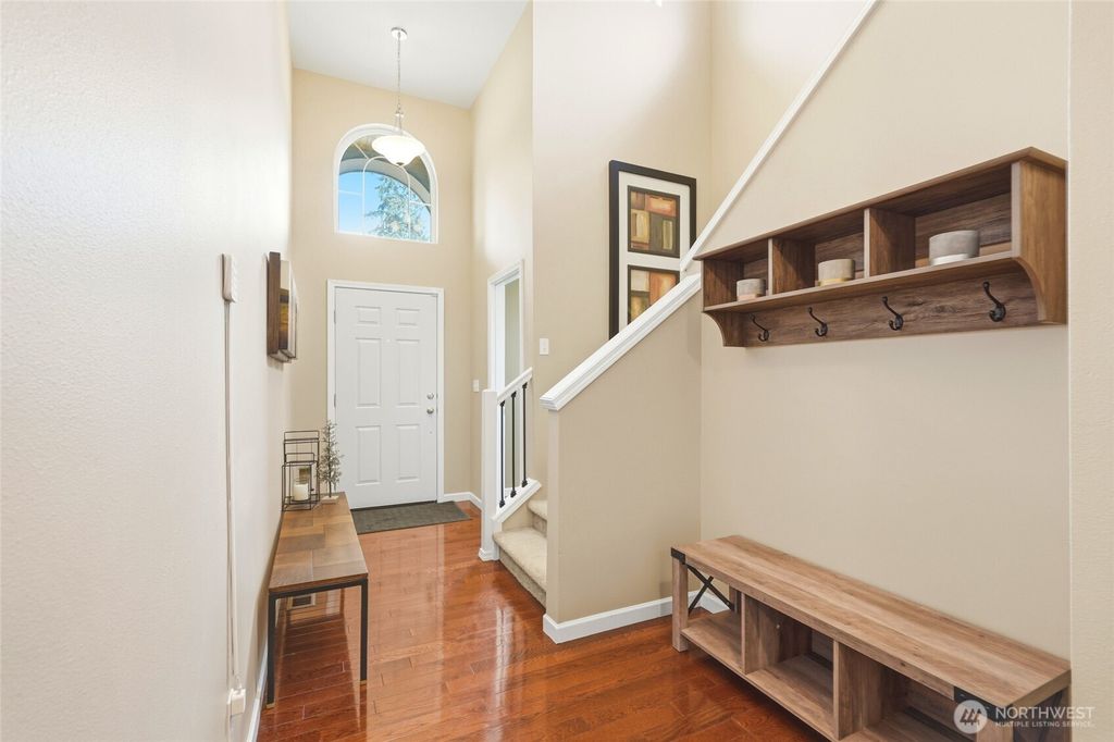 Photo of 2120 132nd Street SW, Everett, WA 98204 (MLS # 2513227)