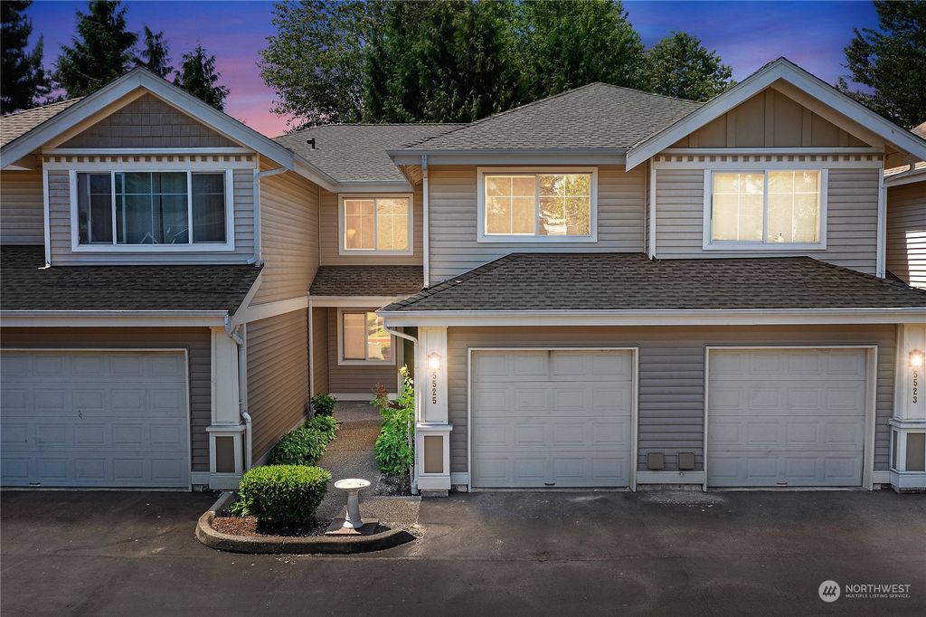 Photo of 5525 S 231st Place #12-2, Kent, WA 98032 (MLS # 2078174)