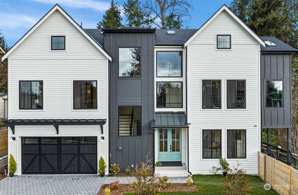 Photo of 8410 NE 146th Street, Kenmore, WA 98028 (MLS # 2075741)