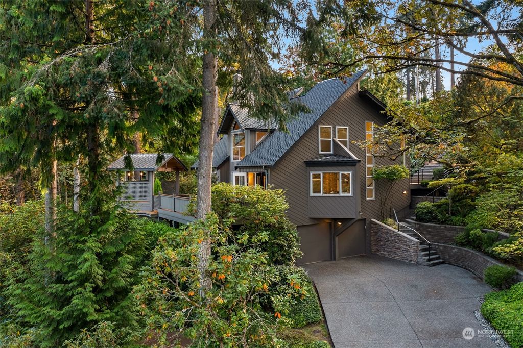 Photo of 9715 SE 7th Street, Bellevue, WA 98004 (MLS # 2026446)