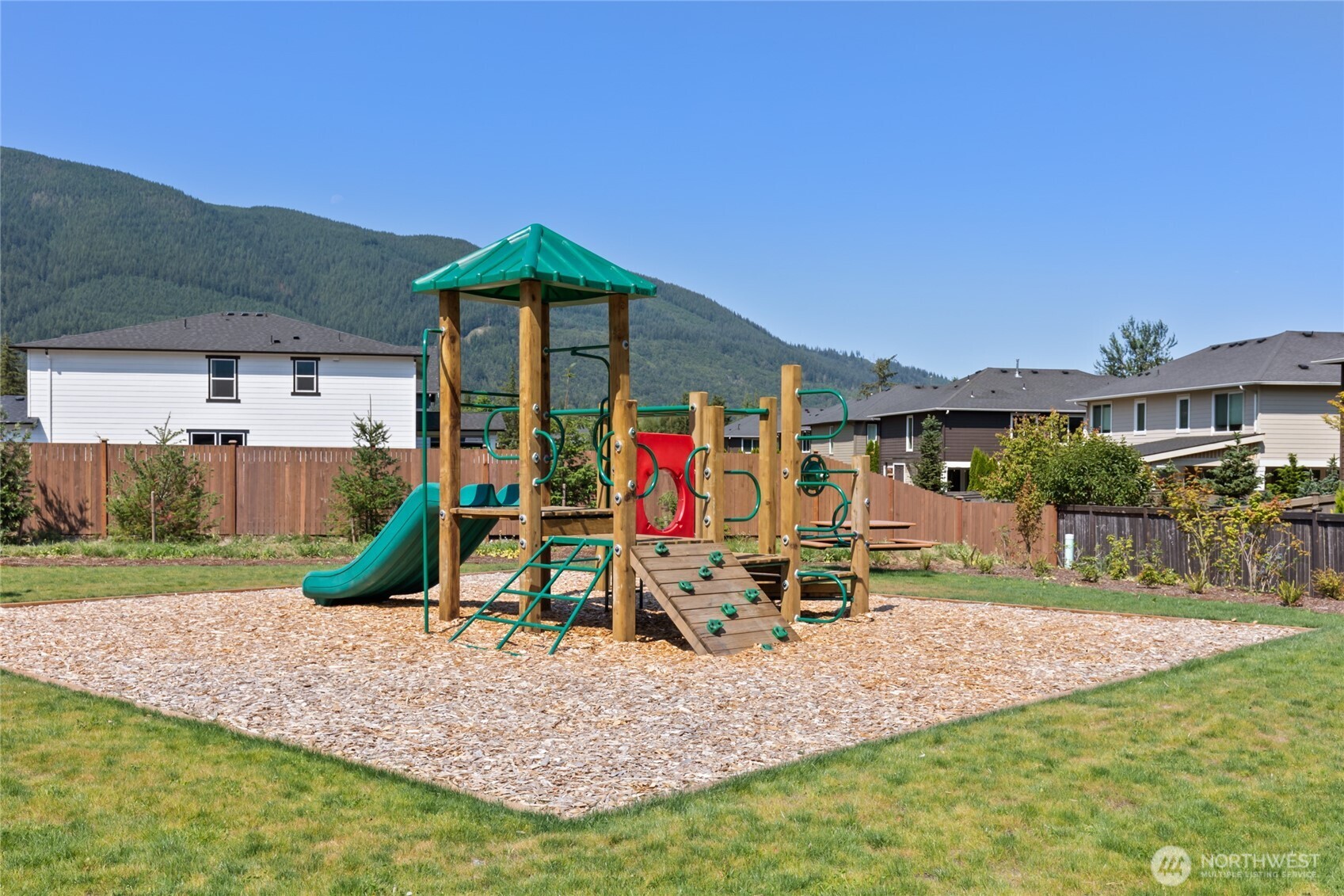 1104 Swiftwater Way SE 36