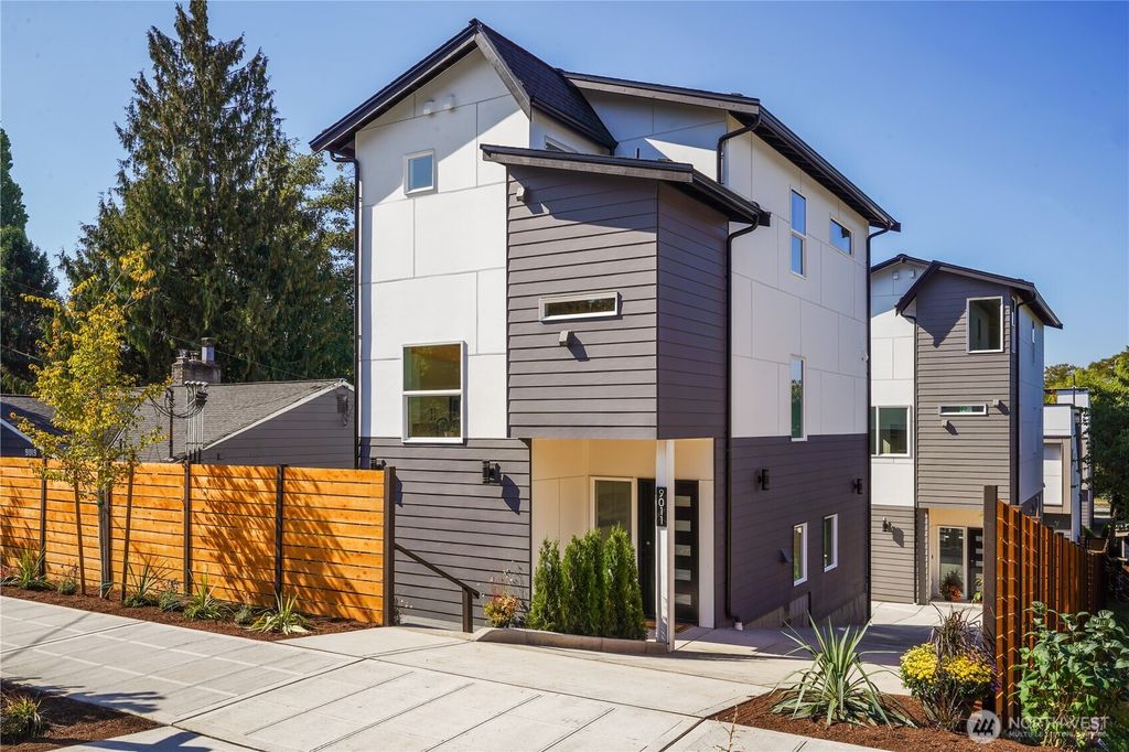 Photo of 9011 14th Avenue SW, Seattle, WA 98106 (MLS # 2438052)