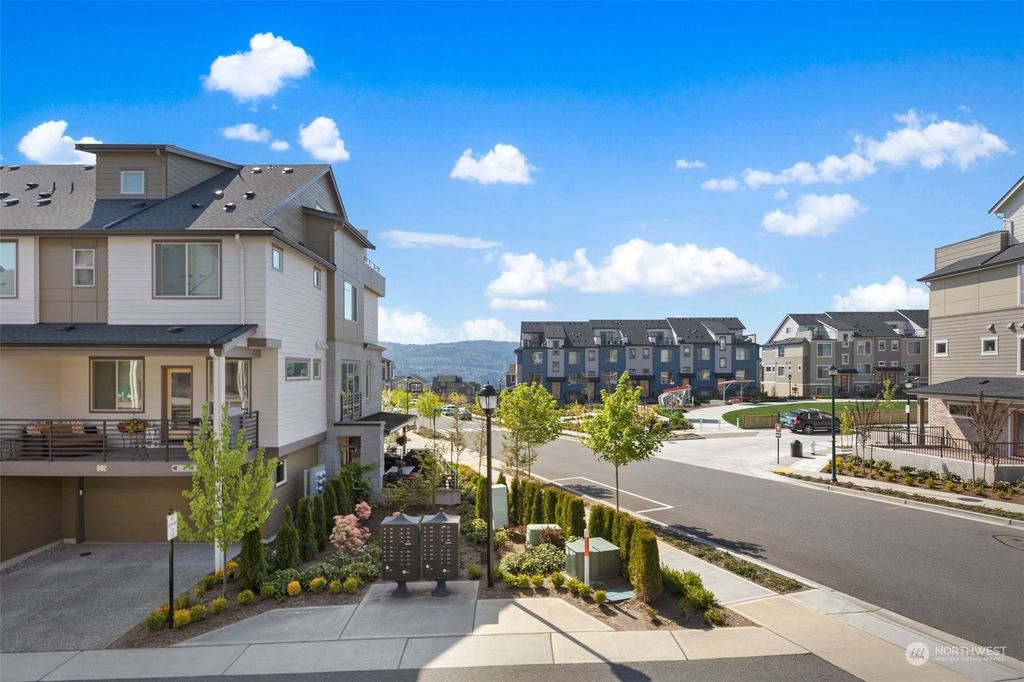 Photo of 989 7Th Avenue NE #15.1, Issaquah, WA 98029 (MLS # 2053522)