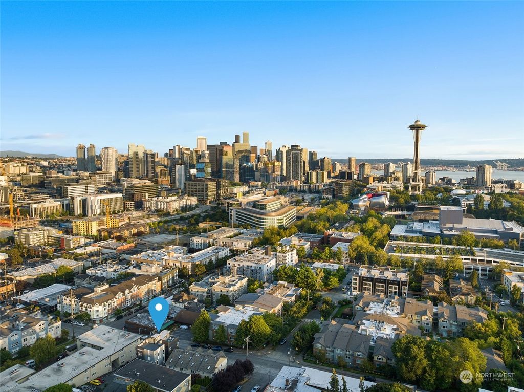 Photo of 410 Aloha Street, Seattle, WA 98109 (MLS # 2324584)