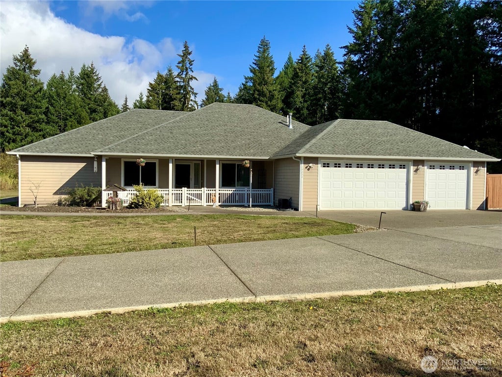 Photo of 14234 123rd Ave SE AVE, Yelm, WA 98597 (MLS # 2587753)