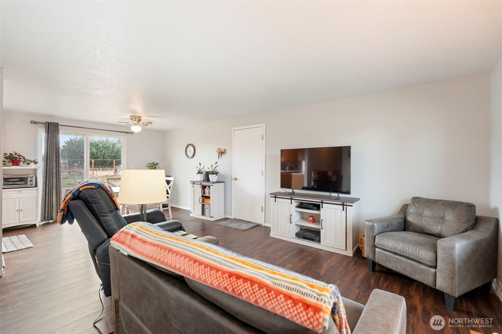 4101 Violet Court SW