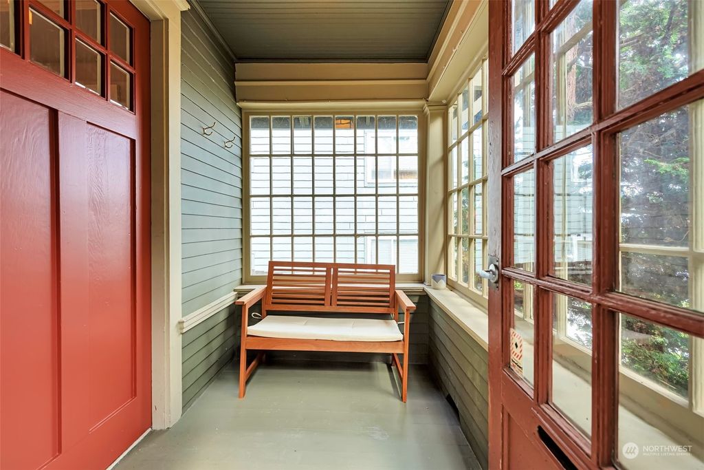 Photo of 2115 3rd Avenue N, Seattle, WA 98109 (MLS # 2282540)