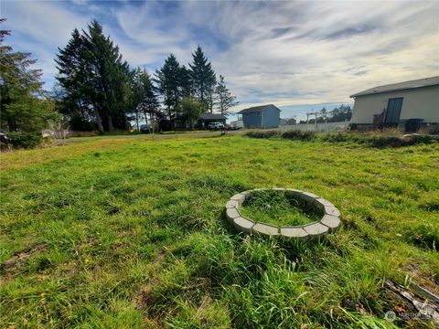 509 Chenois Avenue NE Ocean Shores WA 98569