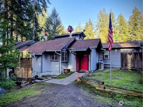 Photo of 31 E Colvos Pl E, Shelton, WA 98584 (MLS # 2476761)