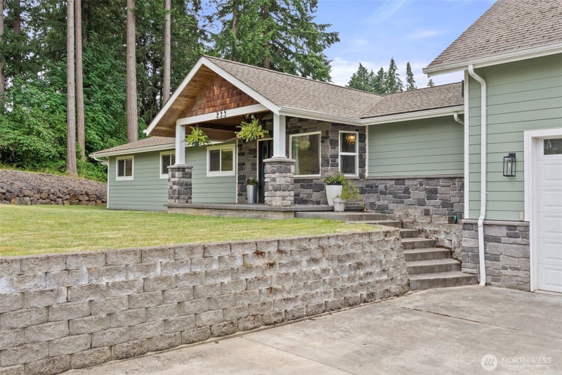 233 Devereese Road
