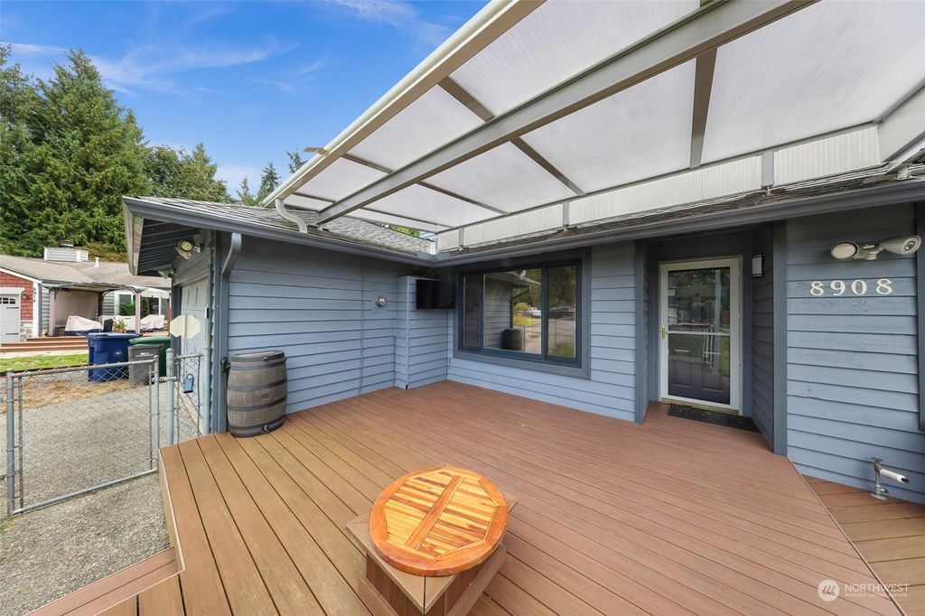 Photo of 8908 10th Place SE, Lake Stevens, WA 98258 (MLS # 2301842)