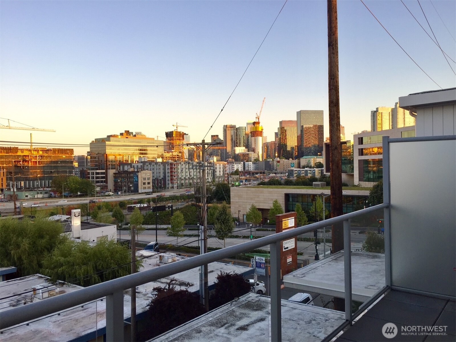 501 Roy Street T306