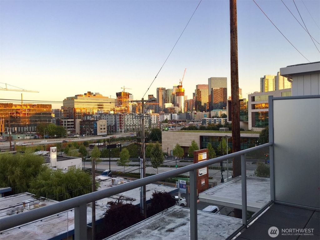 Photo of 501 Roy Street #T306, Seattle, WA 98109 (MLS # 2502661)