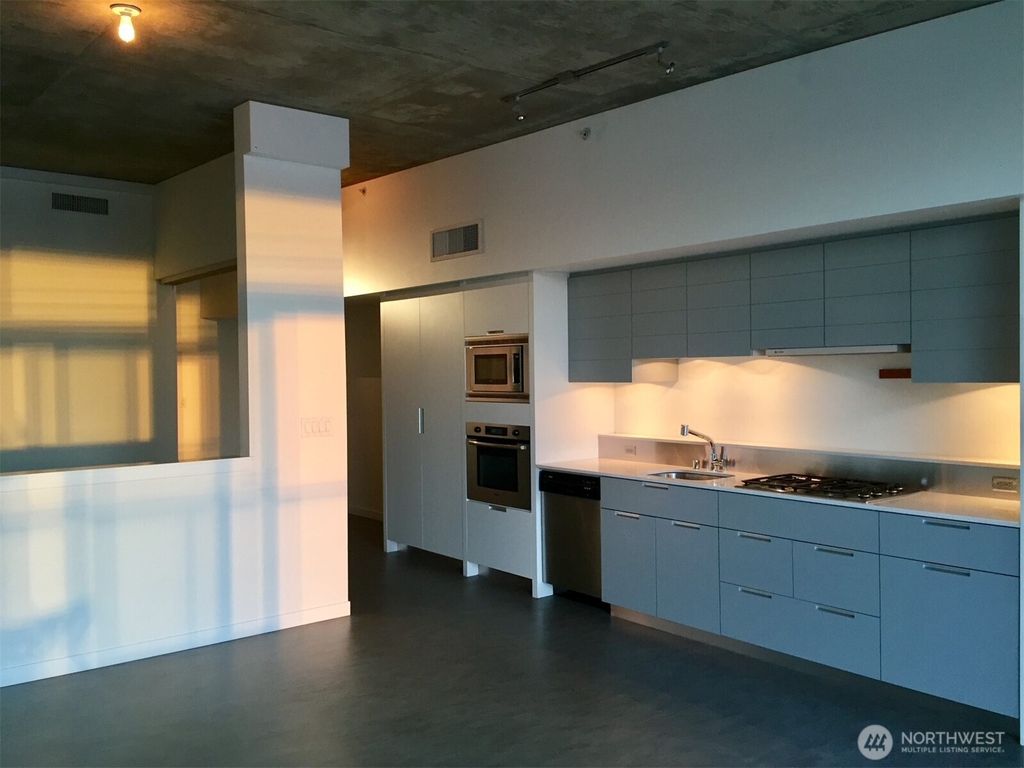 Photo of 501 Roy Street #T306, Seattle, WA 98109 (MLS # 2502661)