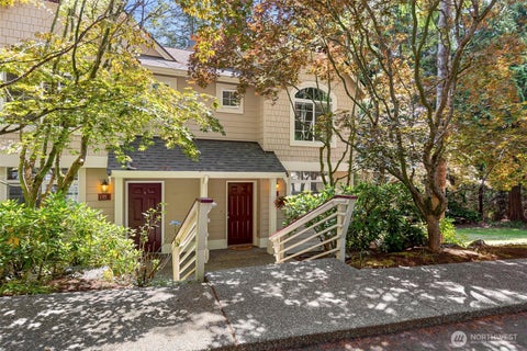 Photo of 135 Osprey Ridge Drive #B, Port Ludlow, WA 98365 (MLS # 2557234)