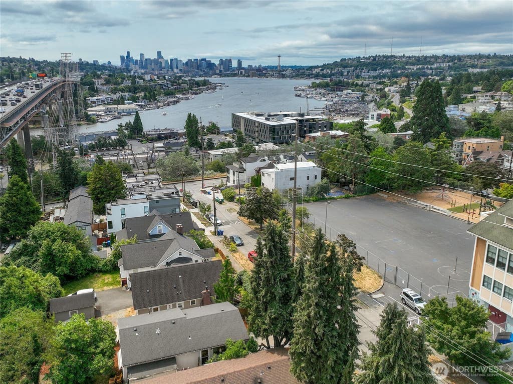 Photo of 4042 5th Avenue NE, Seattle, WA 98105 (MLS # 2566297)
