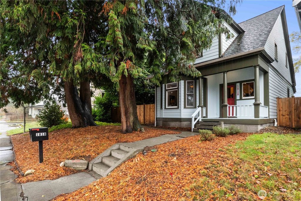 Photo of 1818 S L Street, Tacoma, WA 98405 (MLS # 2454247)