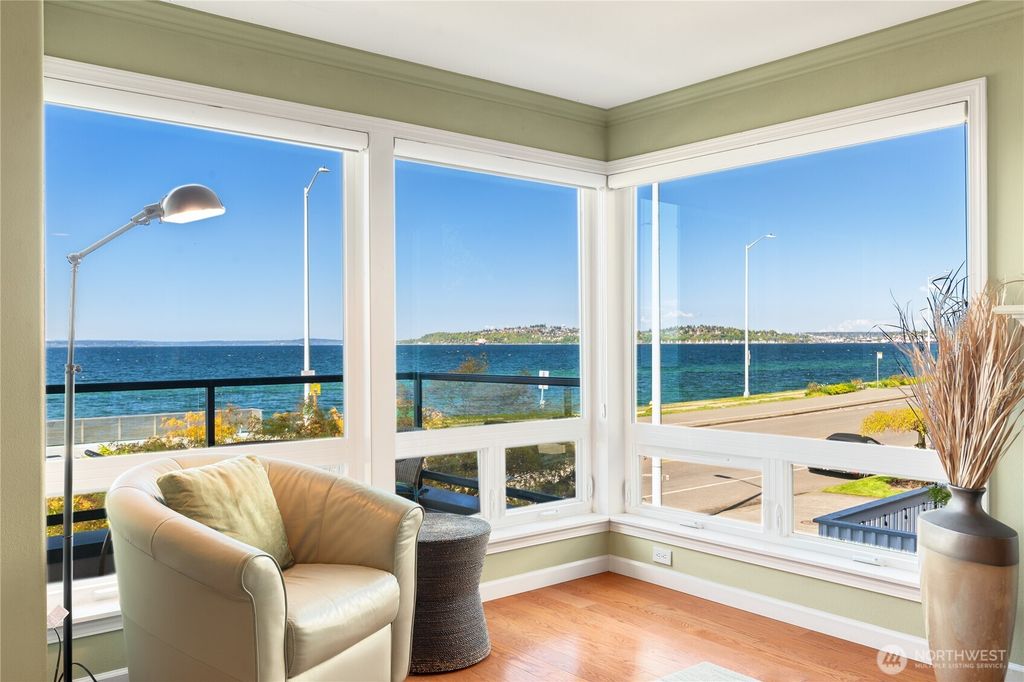 Photo of 1502 Alki Avenue SW #201, Seattle, WA 98116 (MLS # 2363103)