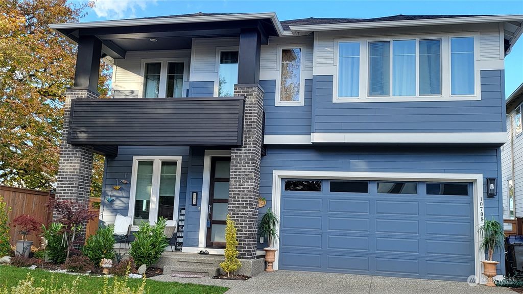 Photo of 10709 16th Place SE, Lake Stevens, WA 98258 (MLS # 2298206)