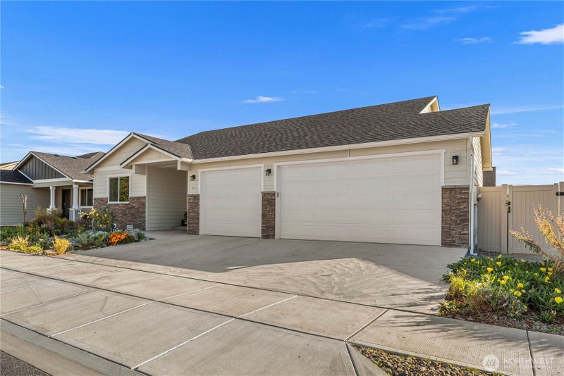 89 Emma Drive