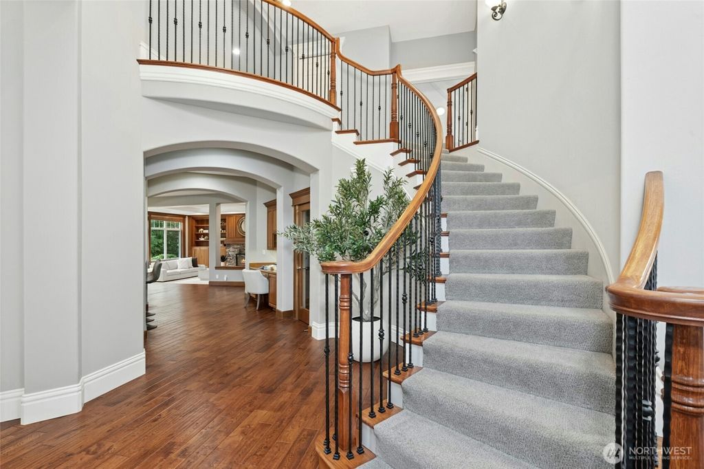 Photo of 3048 205th Court NE, Sammamish, WA 98074 (MLS # 2326089)