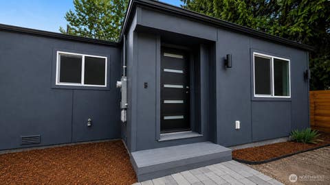 Photo of 11232 1st Avenue S, Seattle, WA 98168 (MLS # 2572071)