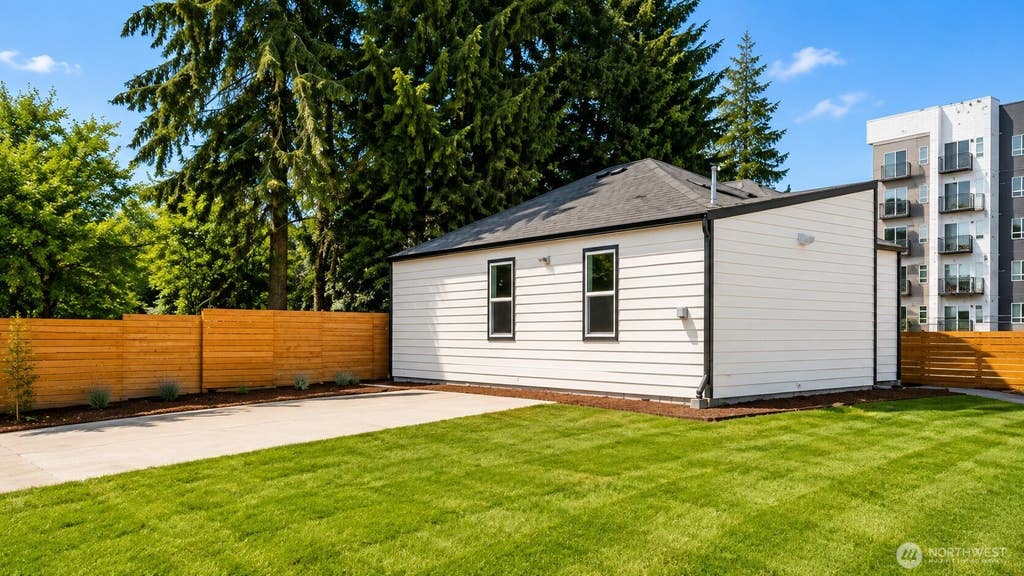 Photo of 11232 1st Avenue S, Seattle, WA 98168 (MLS # 2572071)