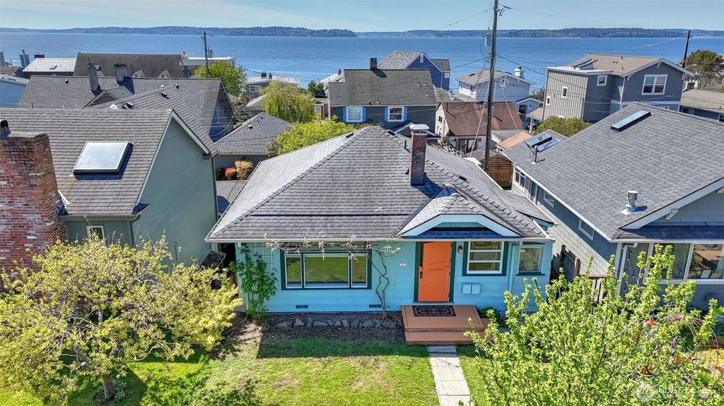 Photo of 6307 SW Marguerite Court, Seattle, WA 98116 (MLS # 2358727)