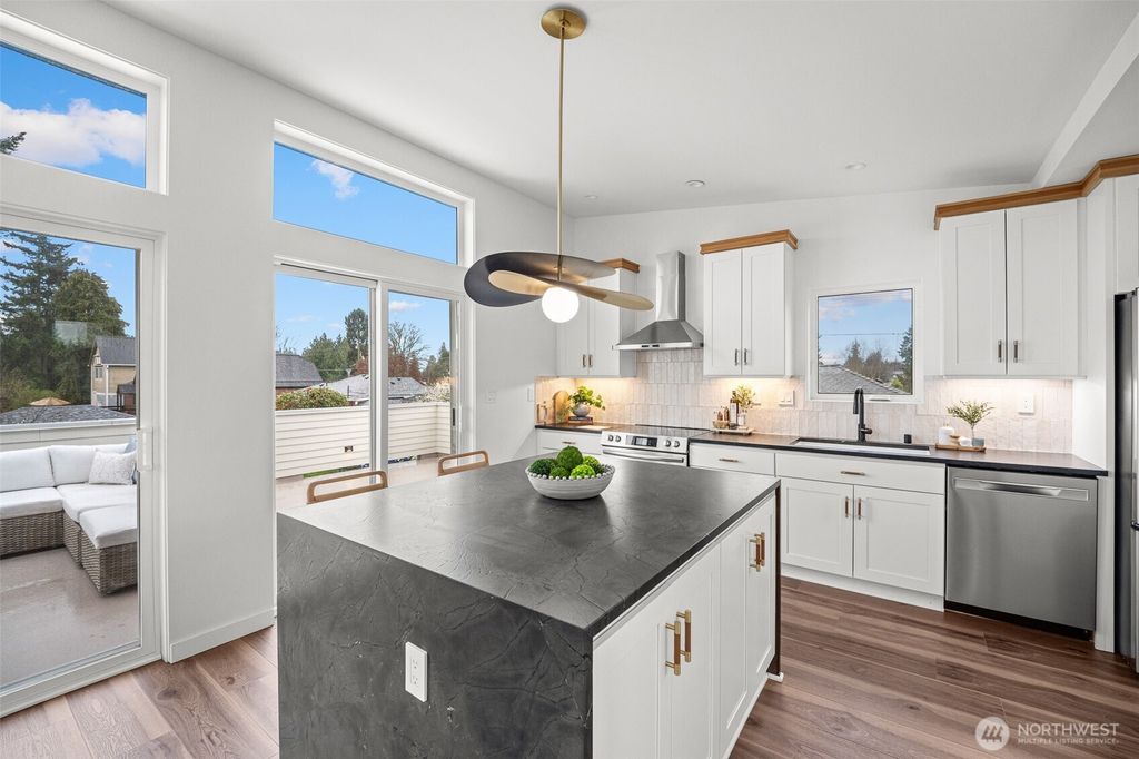 Photo of 11242 Evanston Avenue N #B, Seattle, WA 98133 (MLS # 2499539)