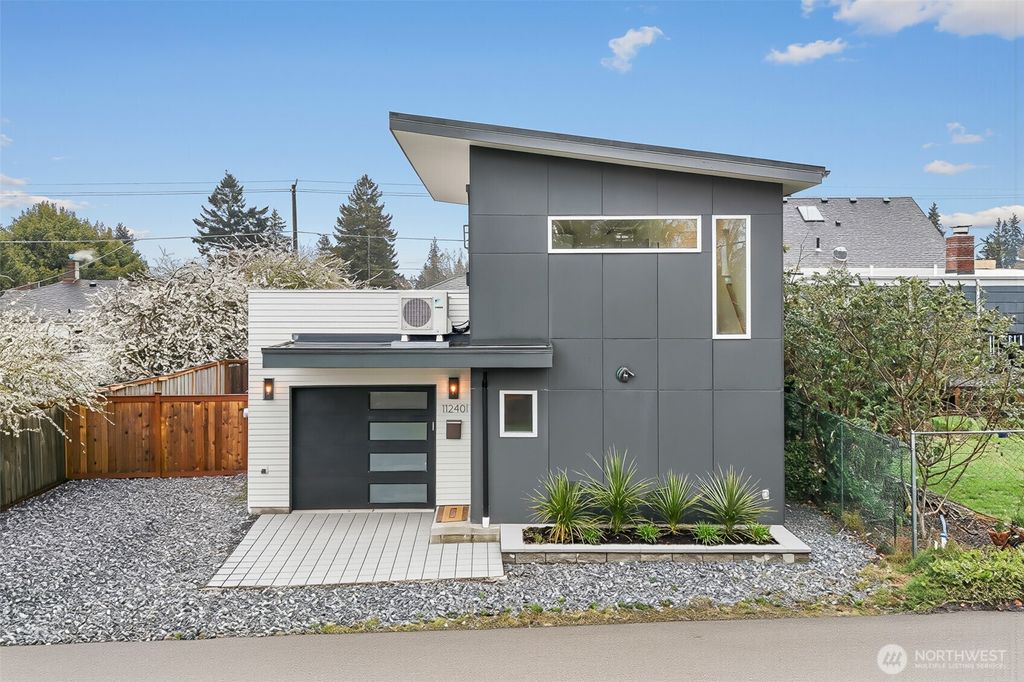 Photo of 11242 Evanston Avenue N #B, Seattle, WA 98133 (MLS # 2499539)